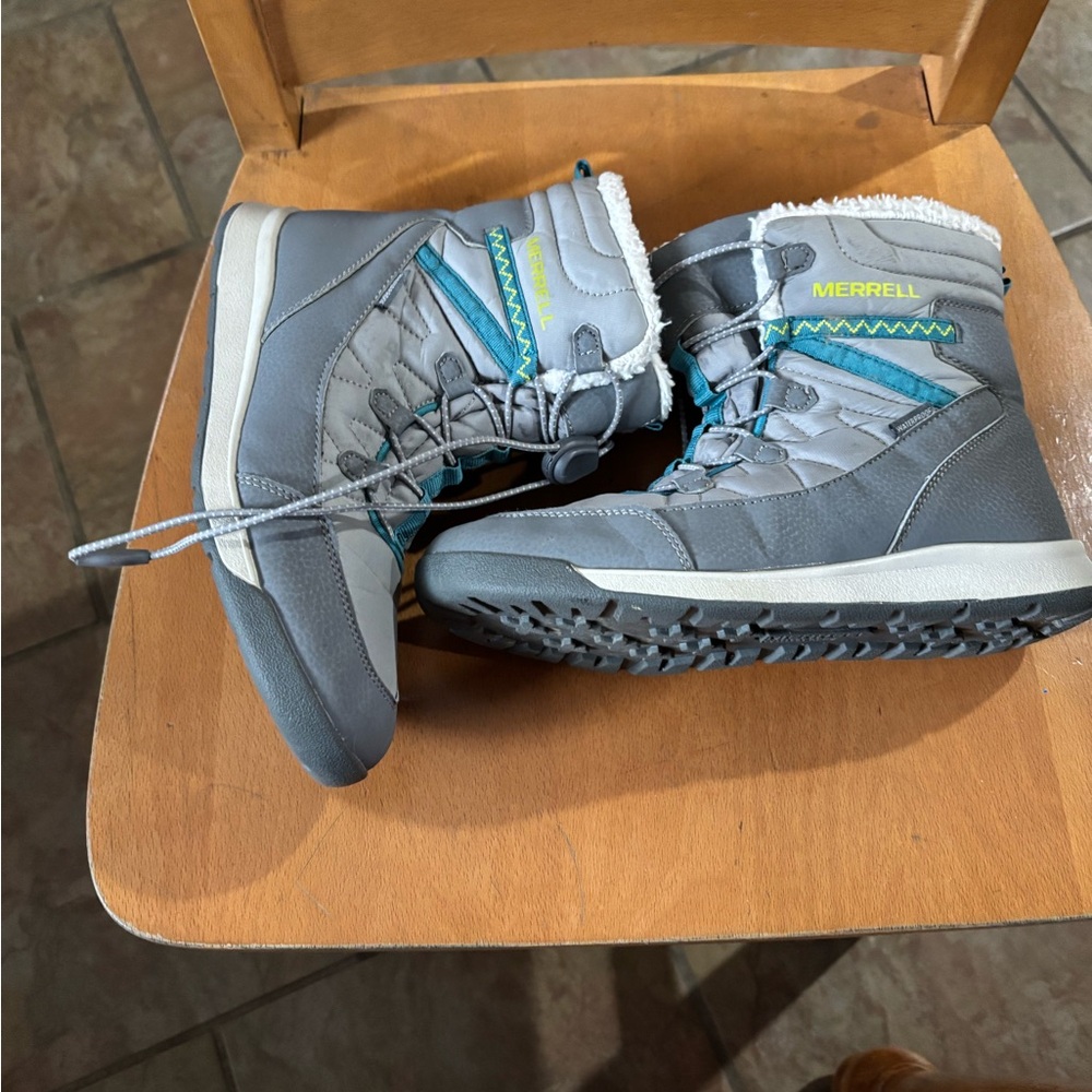 Merrell Cozy Gray and Teal Winter Boots for Women